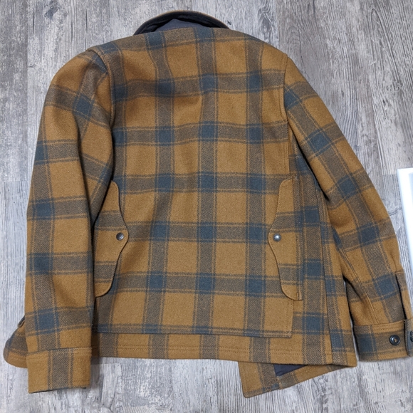 Limited Edition Filson Women's Seattle Cruiser Size S - Picture 9 of 10